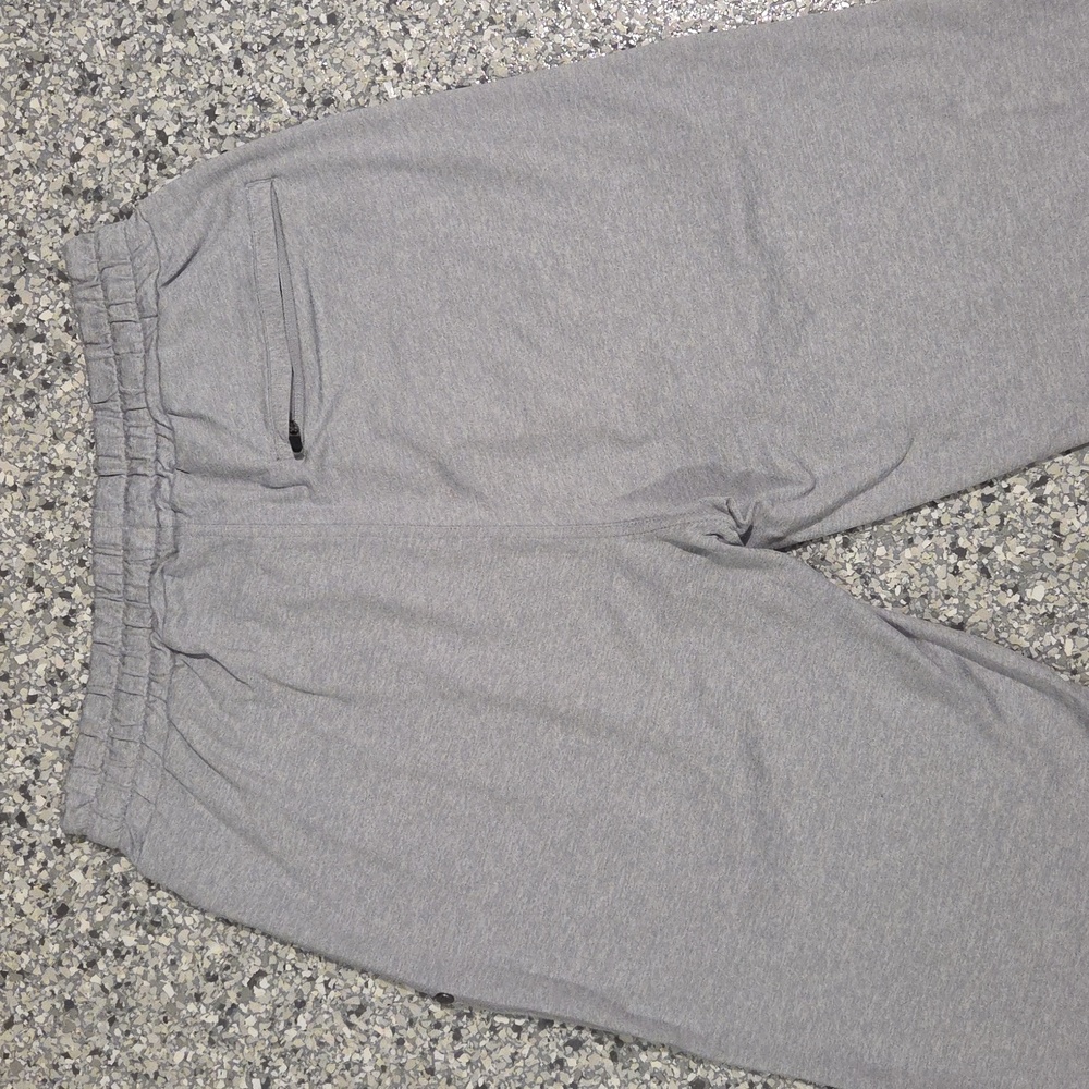 Vuori Light Gray Ponto Performance Joggers Size Small - Picture 5 of 6